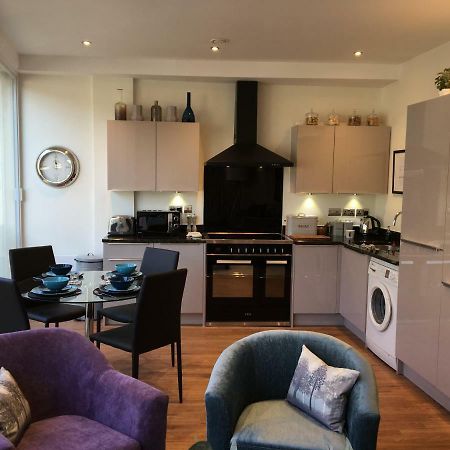 Star Tree Apartment Йорк Экстерьер фото